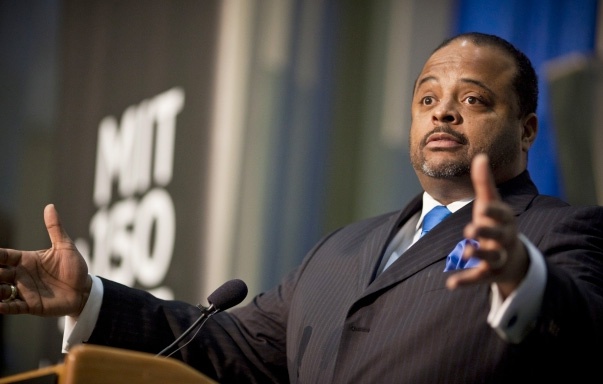 CNN analyst Roland Martin delivered the keynote address during MIT’s 37th annual Dr. Martin Luther King Jr. Breakfast Celebration.  Photo: Dominick Reuter